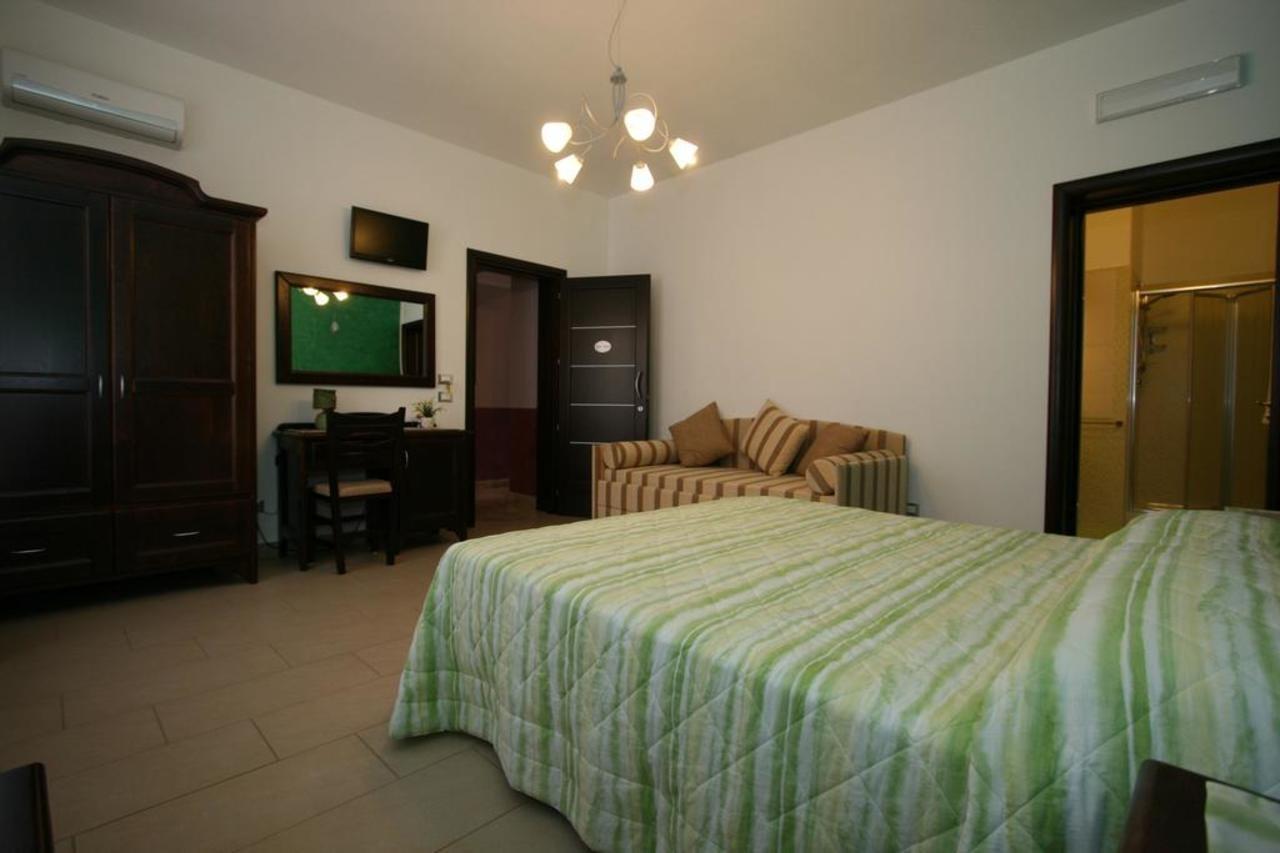 Baia Santa Margherita B&B Castelluzzo Kültér fotó