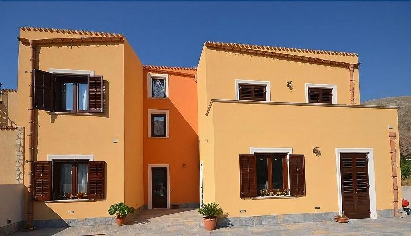 Baia Santa Margherita B&B Castelluzzo Kültér fotó
