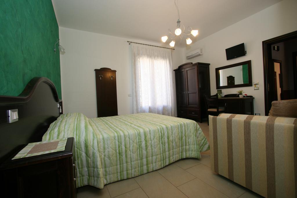 Baia Santa Margherita B&B Castelluzzo Szoba fotó